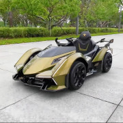 Lambo 兒童電動車 金色